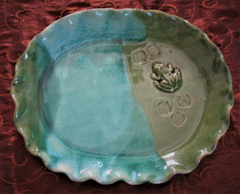 Oval Plate with Frog in Emerald Isle Green Glaze